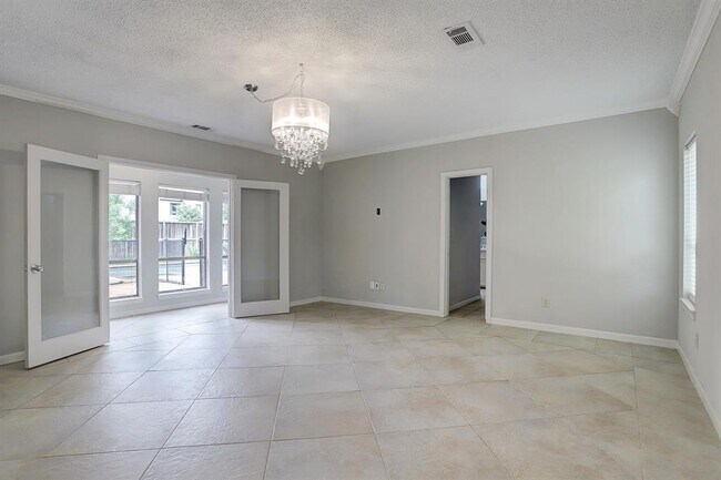 Building Photo - 1132 Fries Rd