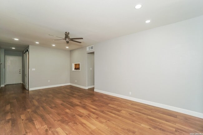 Building Photo - 7711 Broadway St