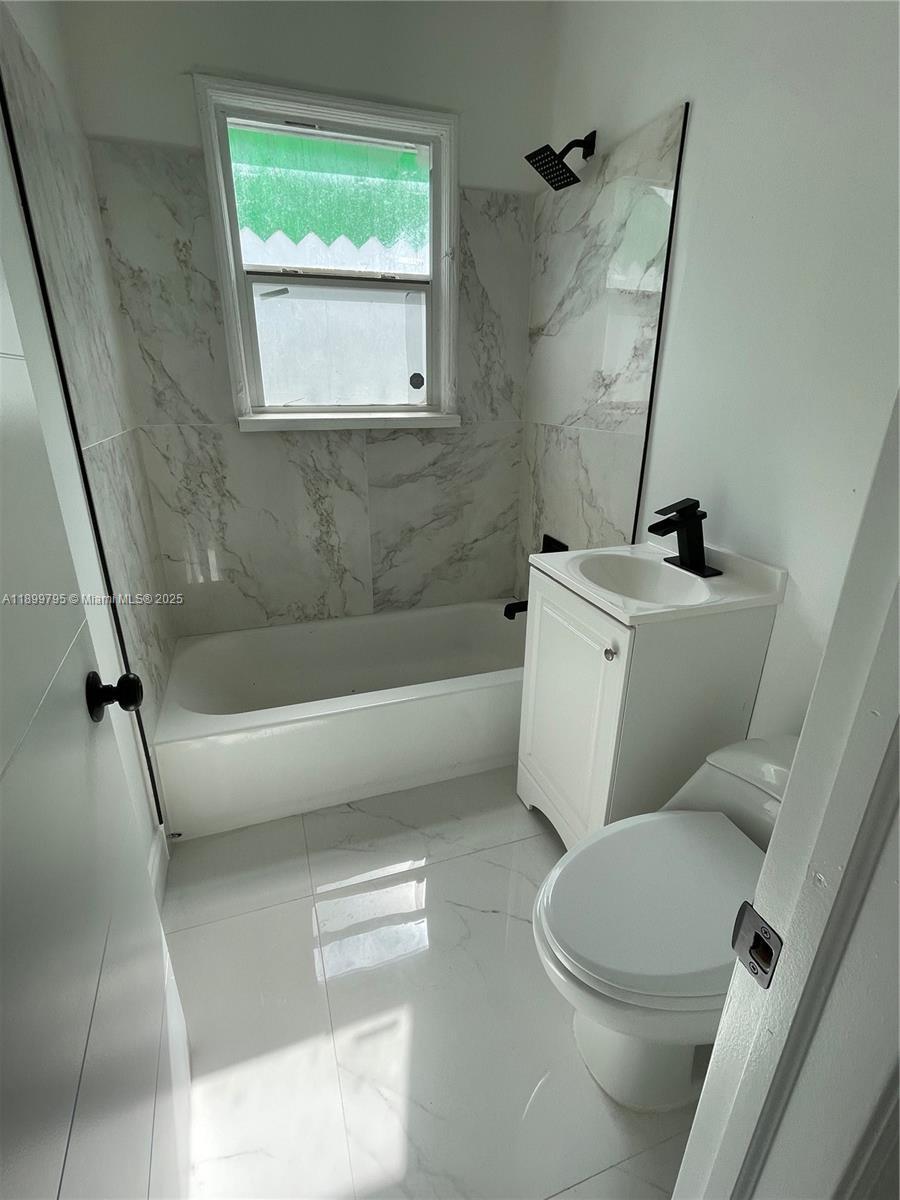 Building Photo - 7631 NW 4th Ave