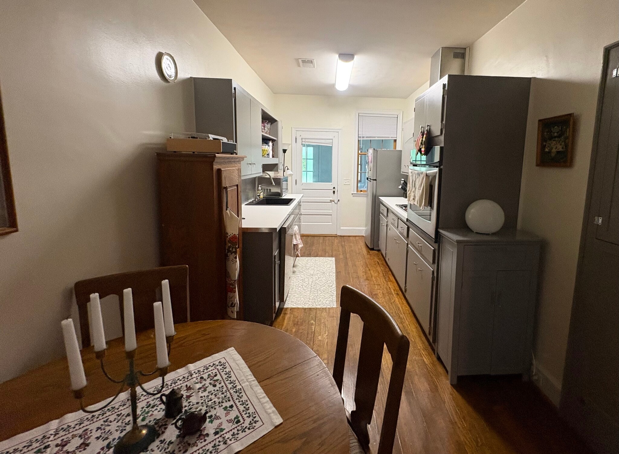 Dining room/kitchen - 2603 Kiawah Ave
