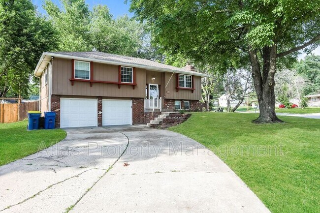 Building Photo - 1014 Lindenwood Ln