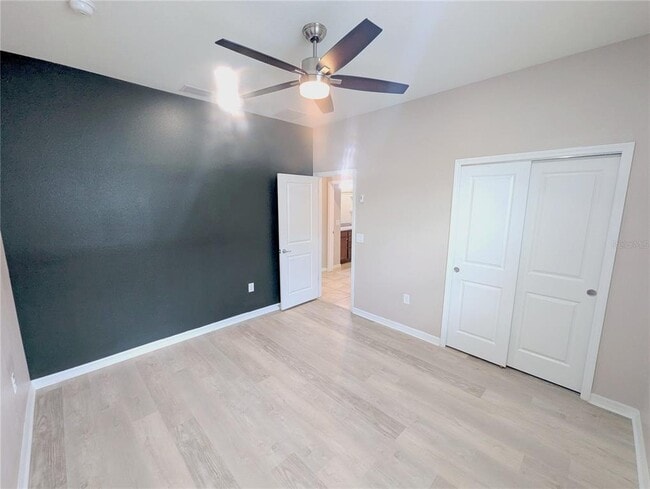 Building Photo - 18810 Birchwood Groves Dr