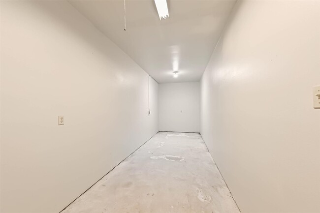 Building Photo - 1410 Osborne Dr
