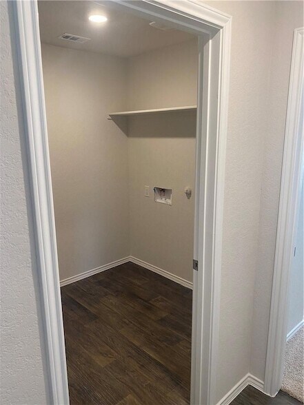 Building Photo - 820 Nodding Nixie