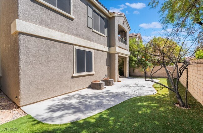 Building Photo - 11901 Luna Del Mar Ln