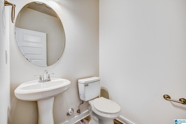 Building Photo - 5735 Cheshire Cove Cir