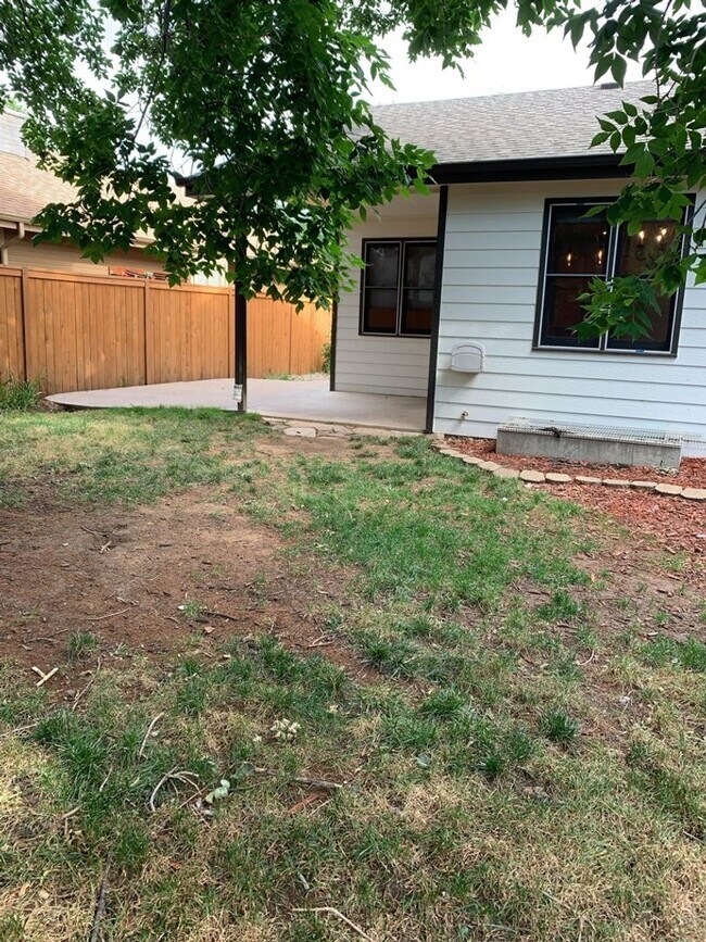 Building Photo - West-Side Gem! Sprawling Single-Family Home w/ Finished Basement