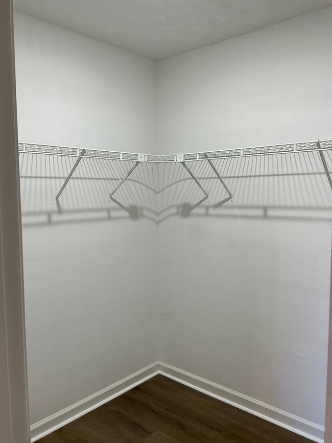 Building Photo - 1006 Bobcat Dr