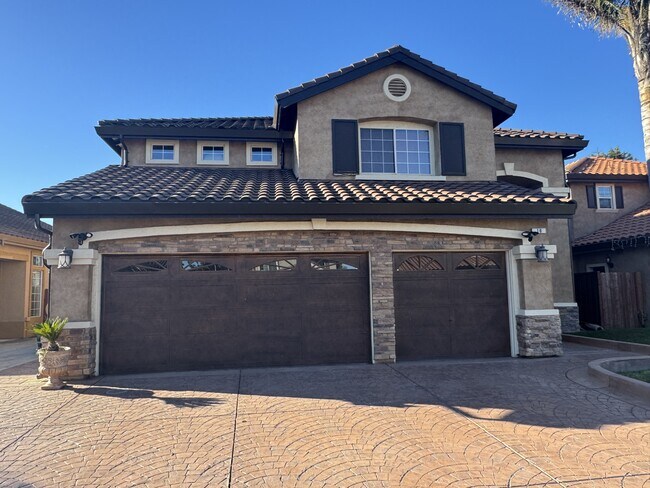 Building Photo - 10 Rhine Cir