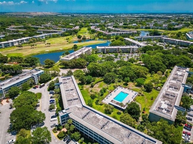 Building Photo - 2504 Antigua Terrace