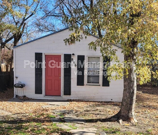 Building Photo - 846 S Belmont Ave