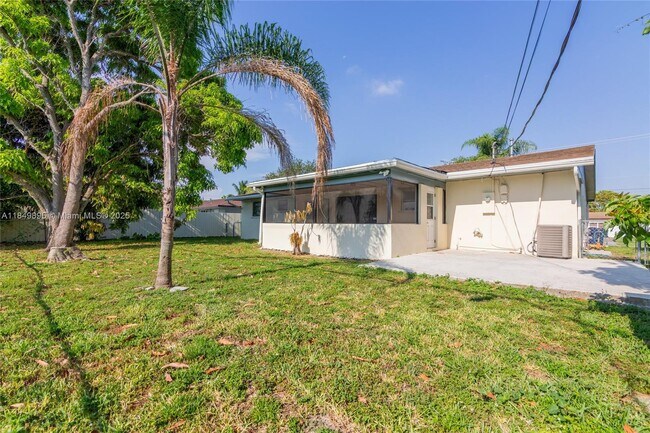 Building Photo - 16221 SW 102nd Ave