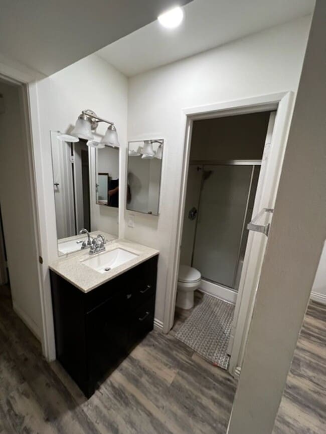 Building Photo - Beautiful 2 BD, 2 BA First Floor Condo at ...