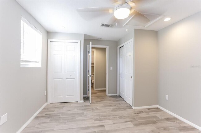 Building Photo - 7941 23rd Ave N