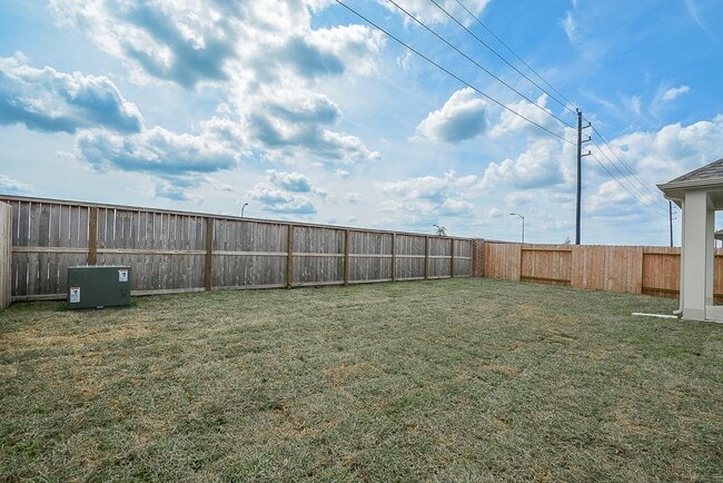 Building Photo - 2414 Argos Dr