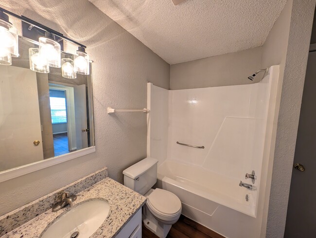 Building Photo - 11031 E 14th Ct