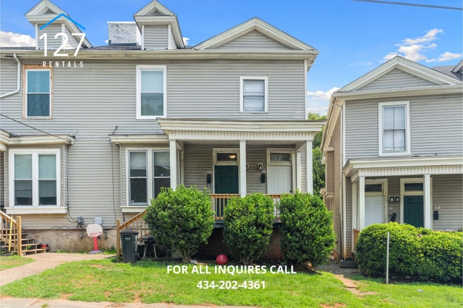 Primary Photo - Spacious 3-Bedroom Apartment with Modern U...