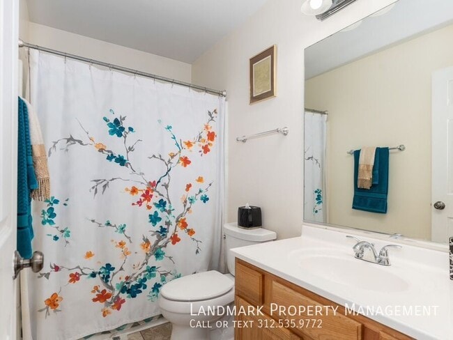 Building Photo - 20857 Brentwood Ct