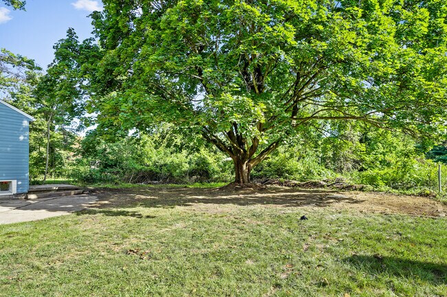 Building Photo - 1750 Brodhead Rd