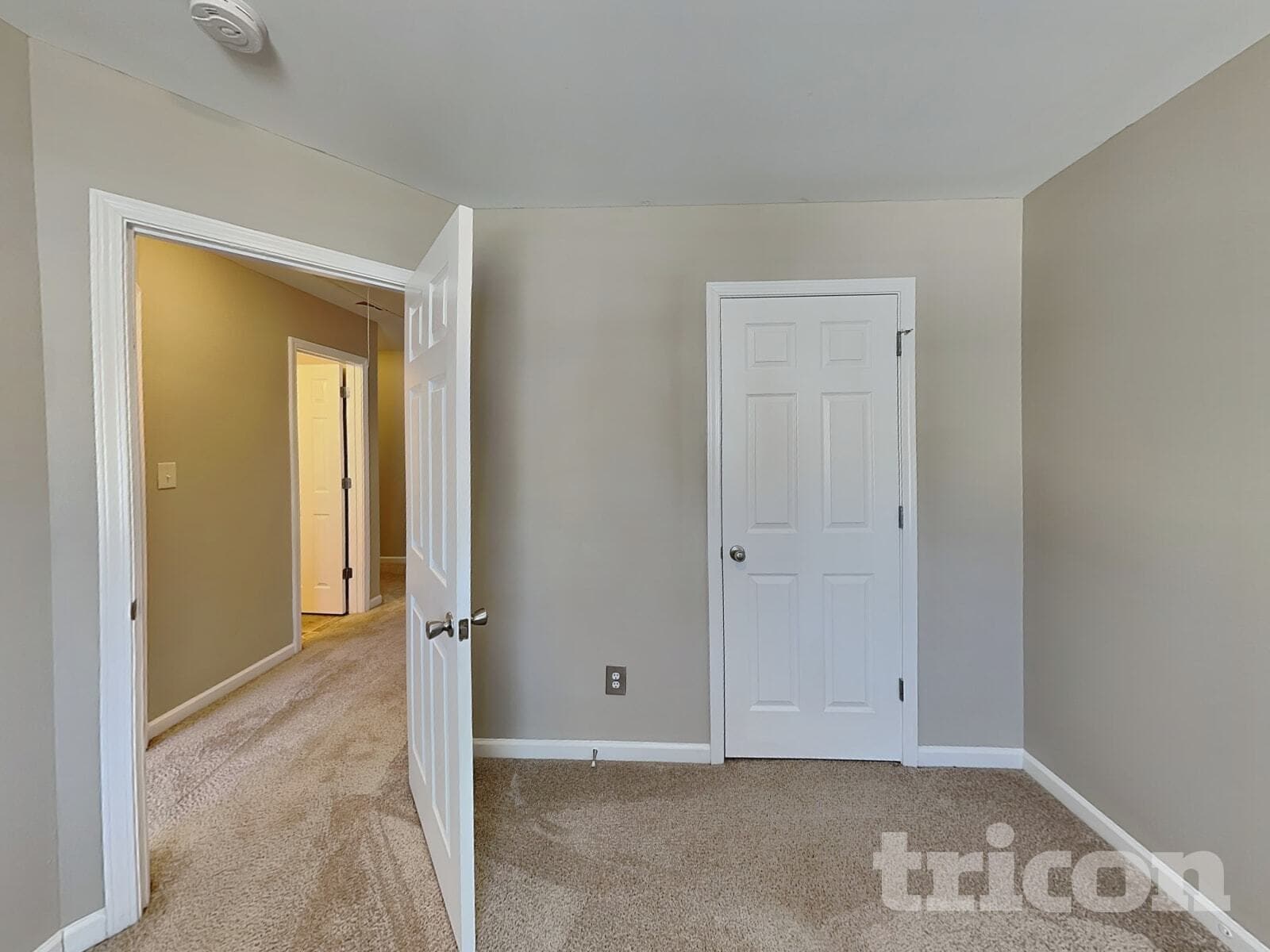 Building Photo - 2737 Trellis Oaks Dr SW