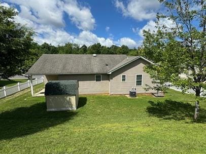 Building Photo - Charming 3-Bedroom Home with Fenced Yard, Patio & Hardwood Floors