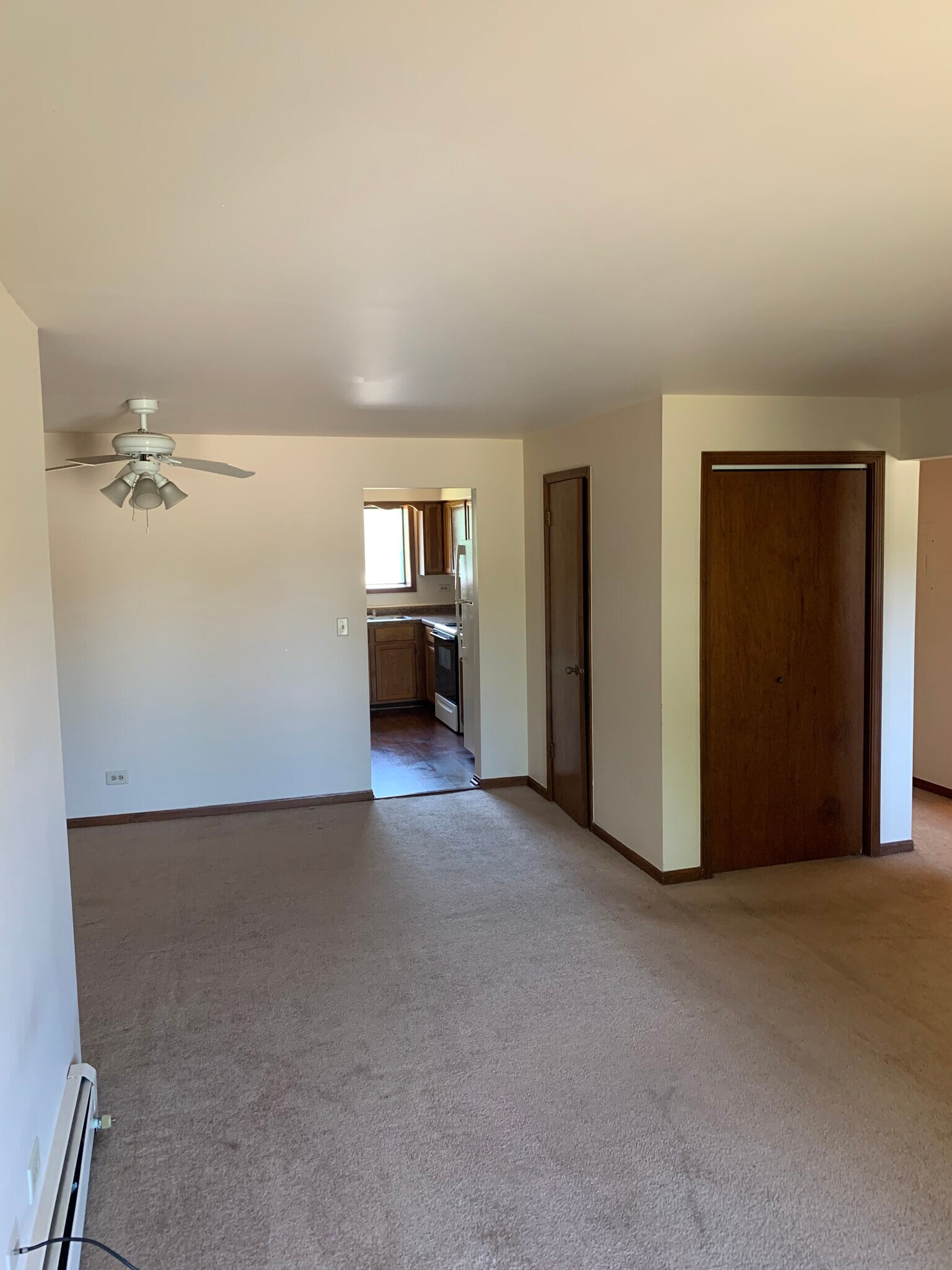 Open floor plan of dining room and family room - 1200 Whispering Hills Ct