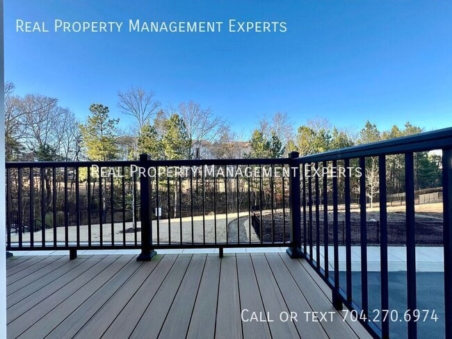 Building Photo - 1609 Aspire St