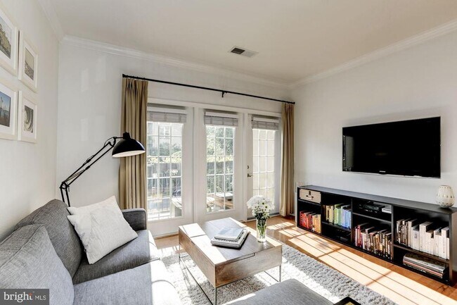 Building Photo - 11800 Old Georgetown Rd