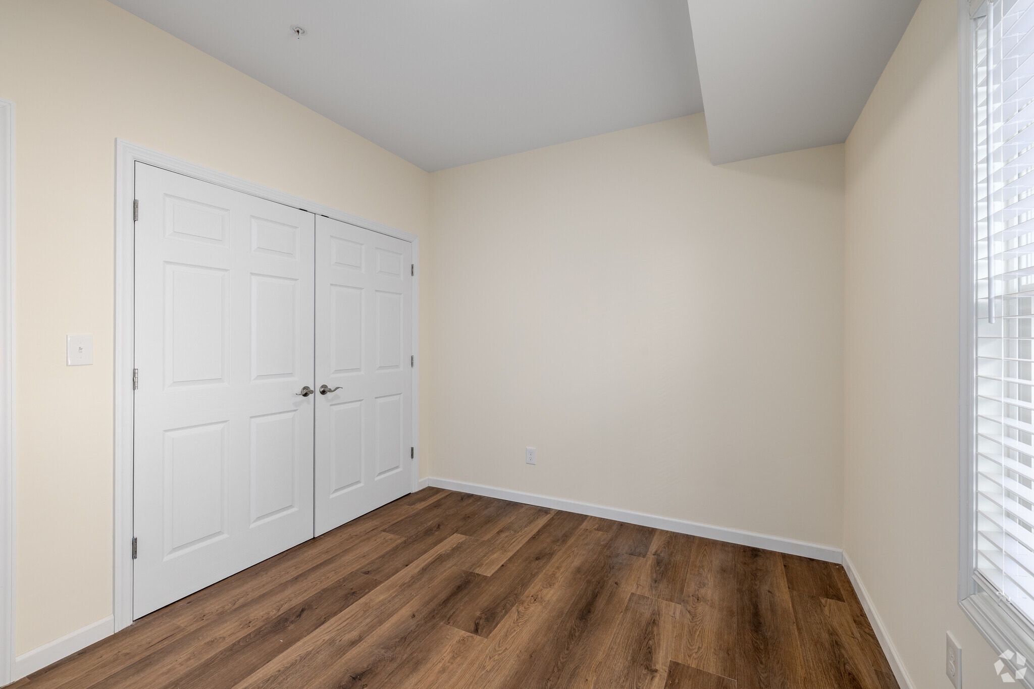 2BR, 2BA - Second Bedroom - 431-435 Morris Ave