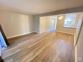 Building Photo - 2 Bed 1.5 Bath in Concord (Northwood)