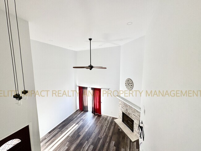 Building Photo - 1981 N Terraza de la Cienega