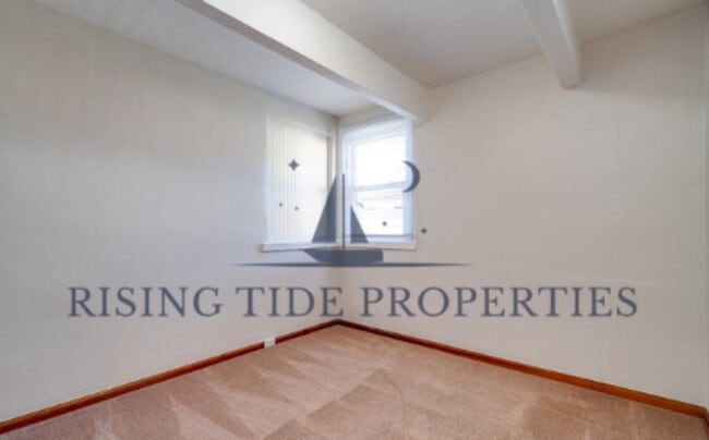 Building Photo - 2500 Marimont Dr