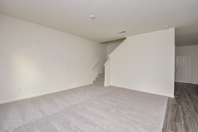 Building Photo - 3603 Admiralty Dr