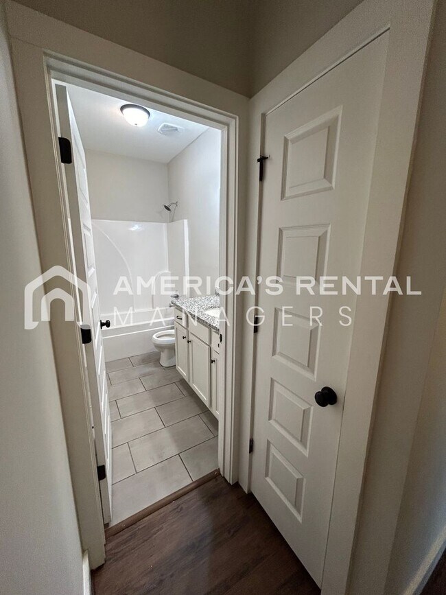 Building Photo - Home for Rent in Lake Cyrus! Available to View Now!!!