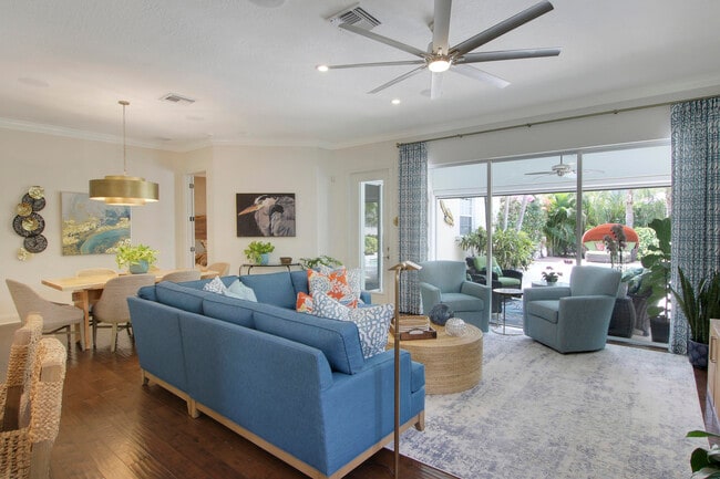 Building Photo - 136 Florence Dr