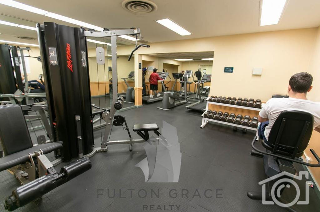 Building Photo - 3950 N Lake Shore Dr