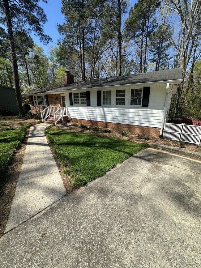 Building Photo - 5317 Coronado Dr