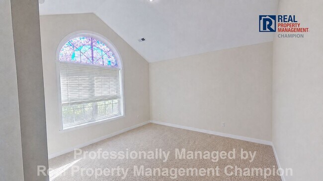 Building Photo - 3BD/2BA home w/vaulted ceilings, fireplace, 2-car garage, deck and fenced backyard