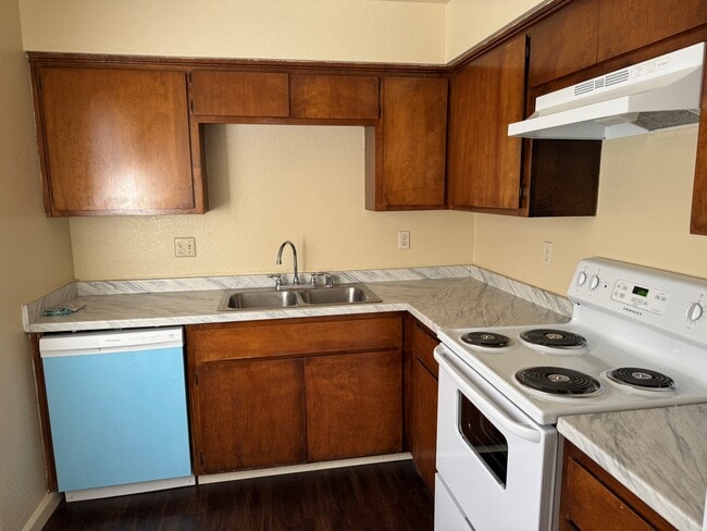 Kitchen - Cambridge Gardens