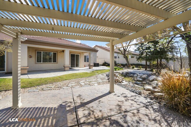 Building Photo - 5816 Calico Cove Court