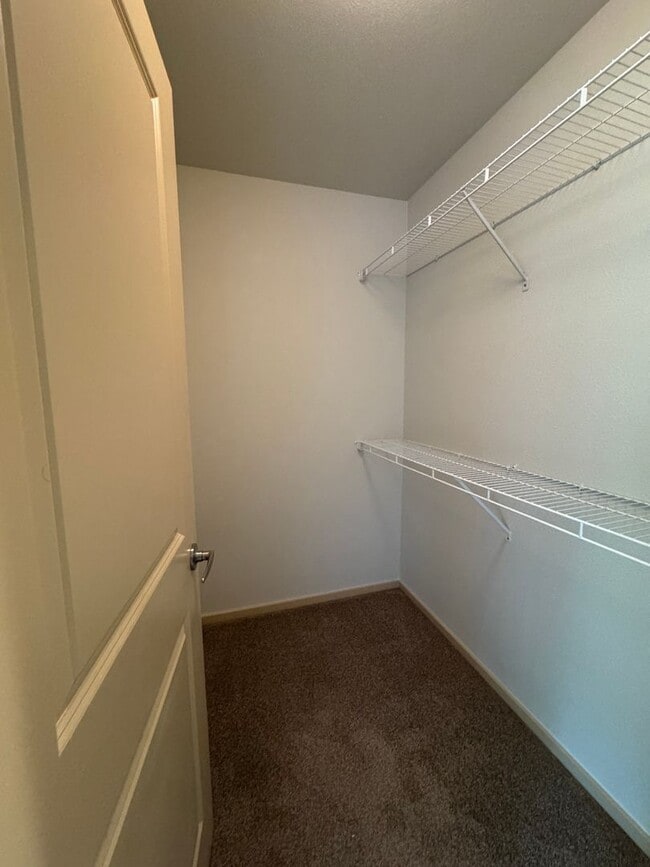 Building Photo - 3bd/3ba Issaquah Townhouse