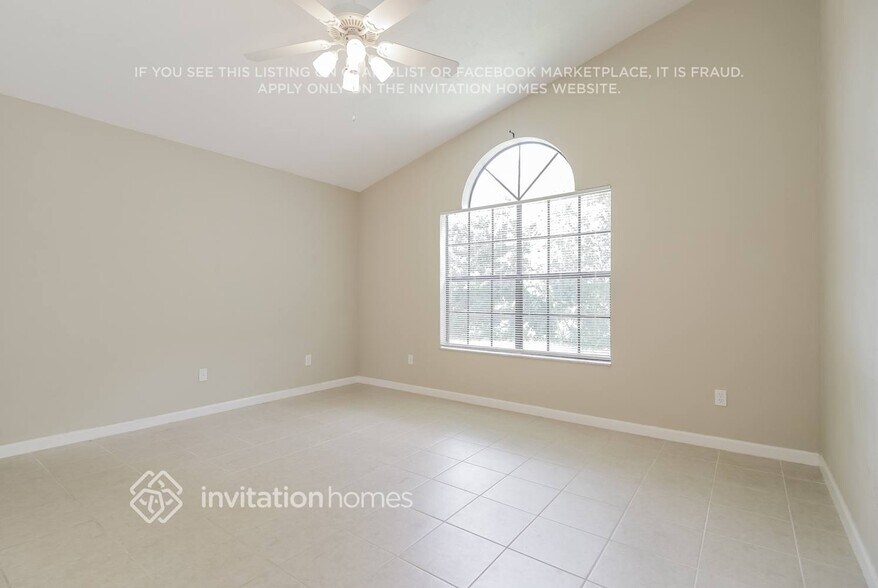 Building Photo - 3233 Vail View Dr