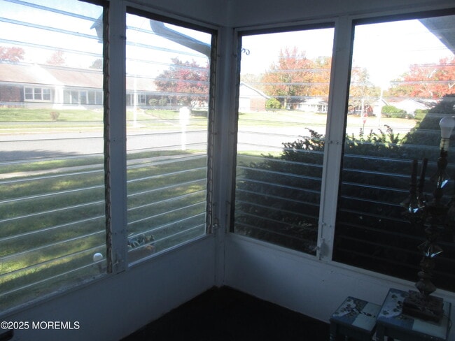 Building Photo - 530A Portsmouth Dr
