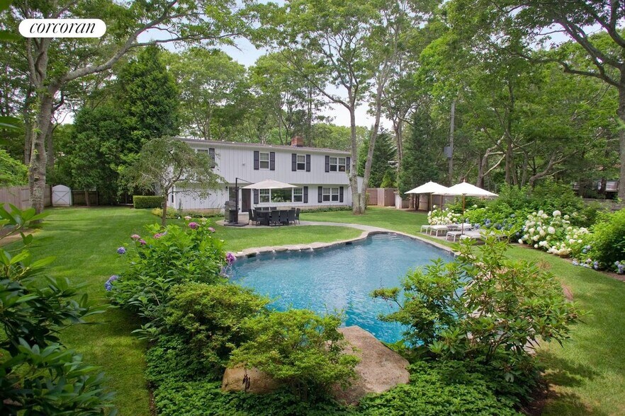 Building Photo - 96 Wainscott NW Rd