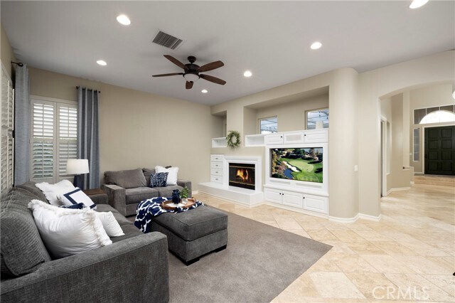 Building Photo - 10 Spring Grove