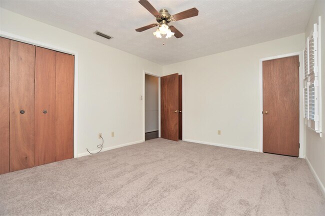 Building Photo - 712 Habersham Rd