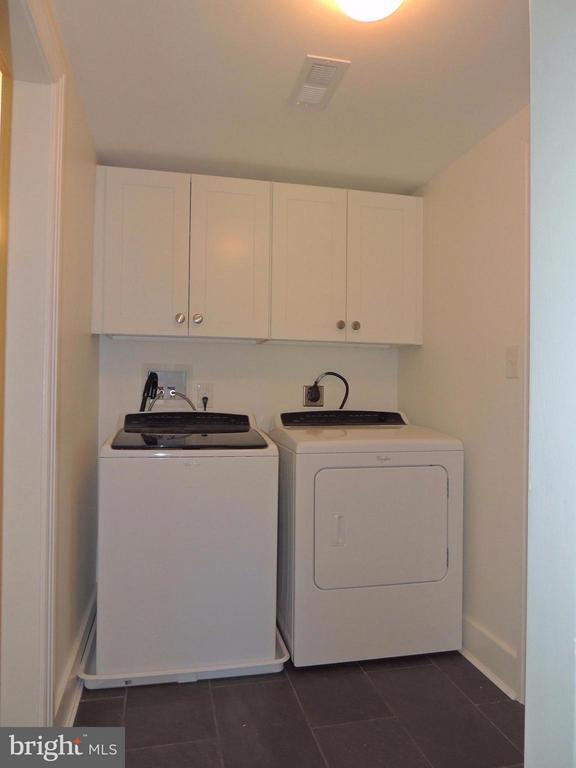 Building Photo - 5511 Williams Rd