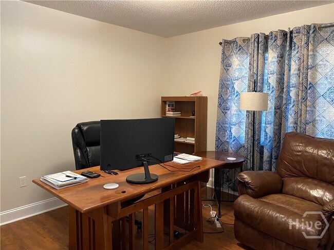 Building Photo - 311 Brady St