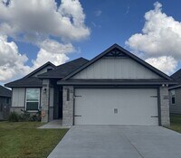 Building Photo - Enjoy the tranquility!