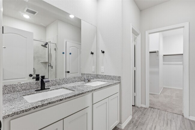 Building Photo - 14532 Jelly Pnes Dr